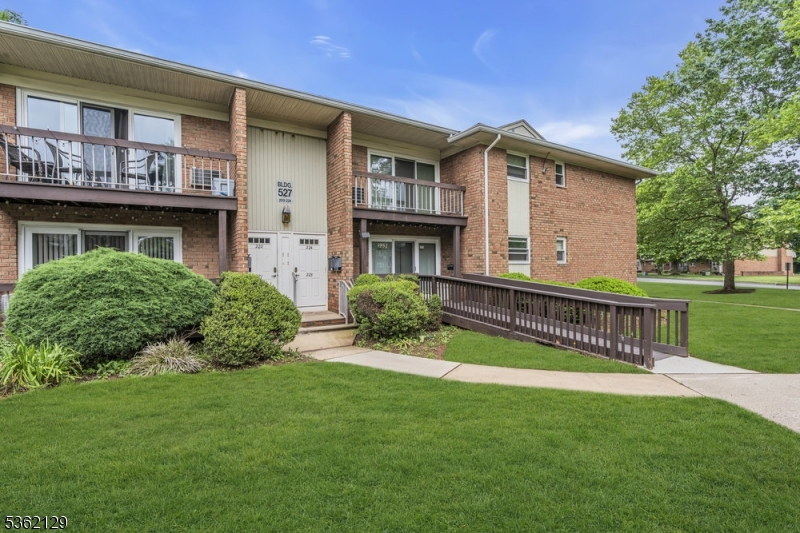527 Andria Ave 223
