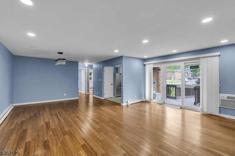 527 Andria Ave 223