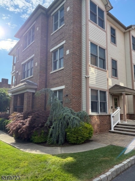 18 Baldwin St 2A