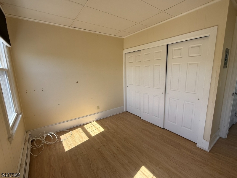 144 Lakeside Dr 5