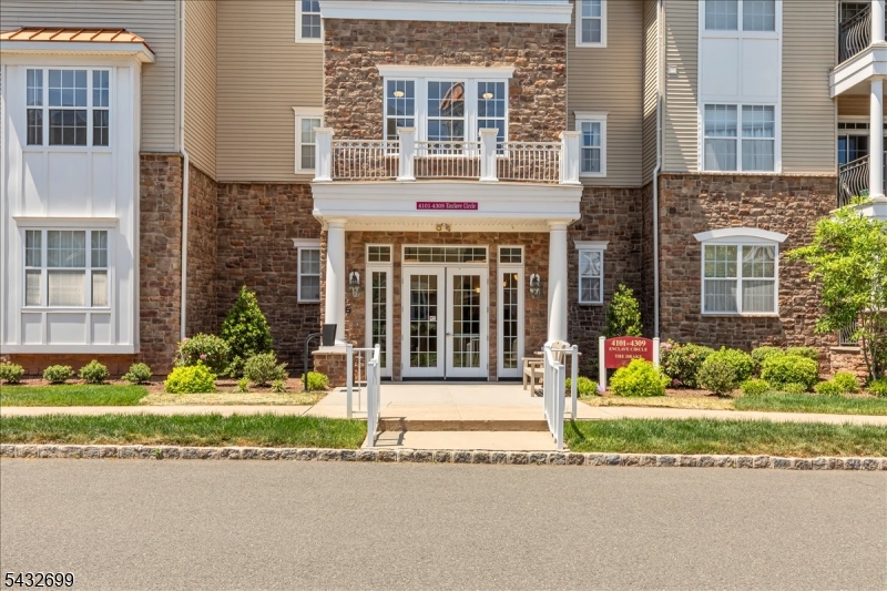 4306 Enclave Cir 4306