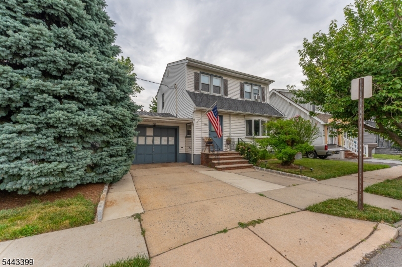 653 Cleveland Ave