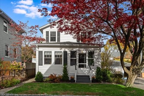 6 Fernwood Pl Montclair Twp. NJ 07043