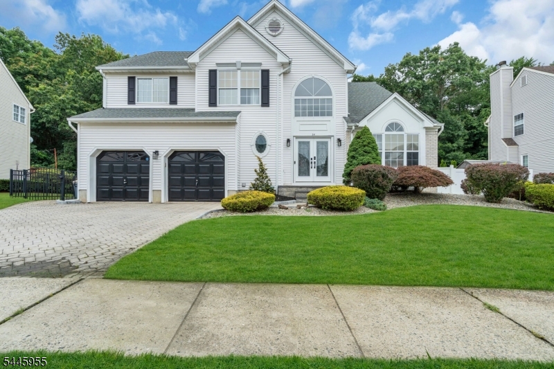 54 Winding Brook Dr