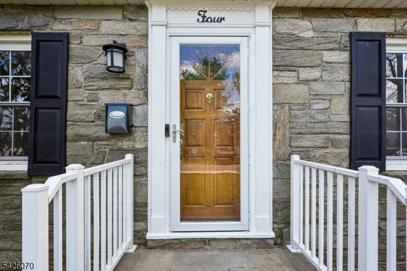 4 Greenwood Ave