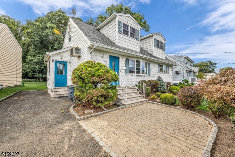 79 Lopez Rd