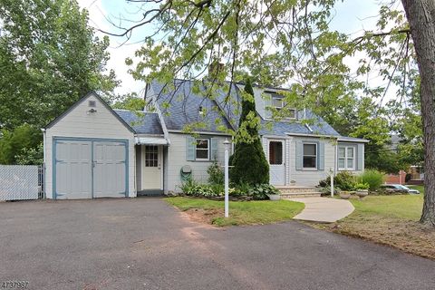 2 Mohawk Dr Cranford Twp. NJ 07016