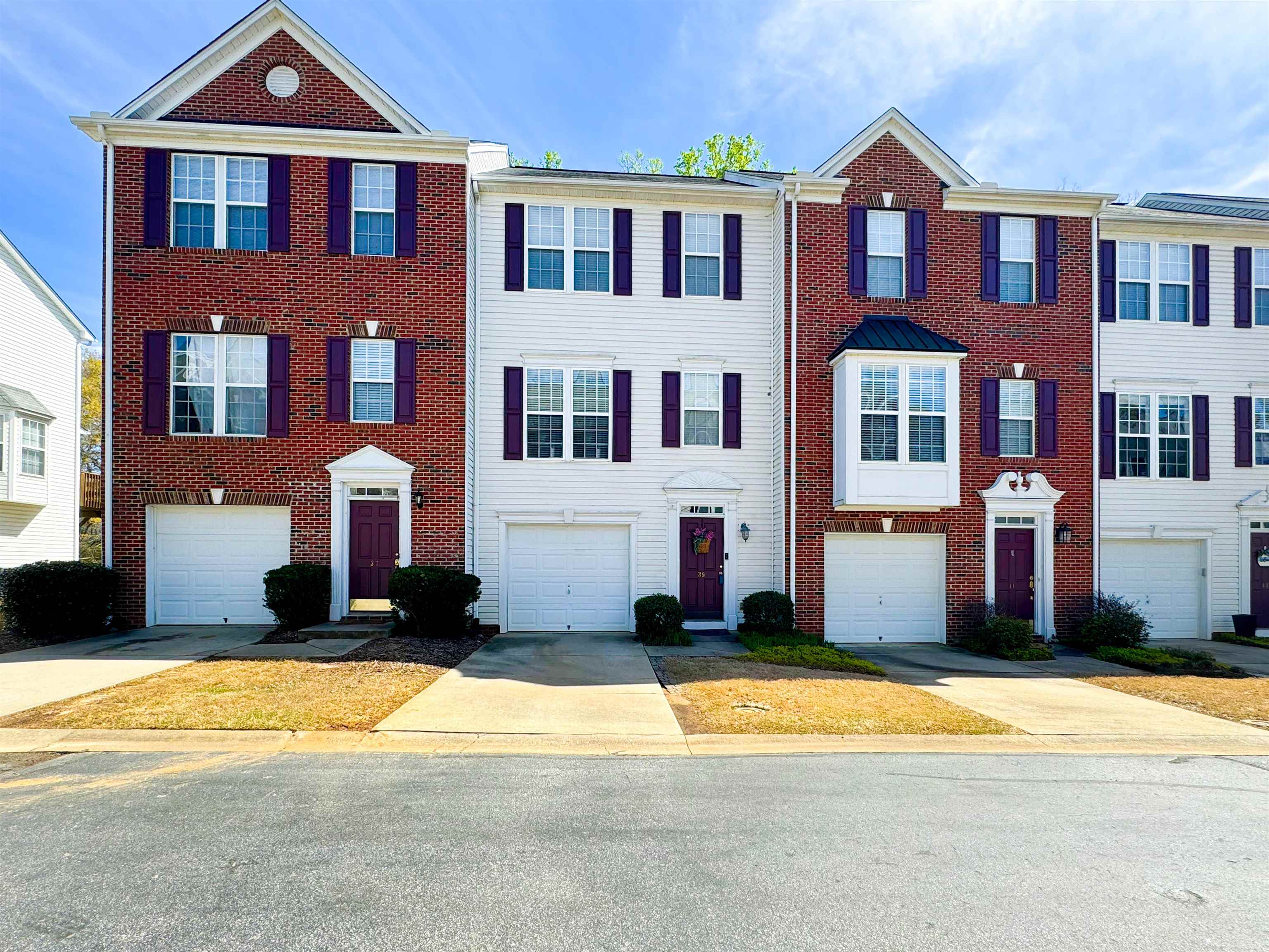 View Simpsonville, OH 29681 townhome