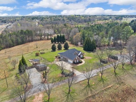 A home in Chesnee