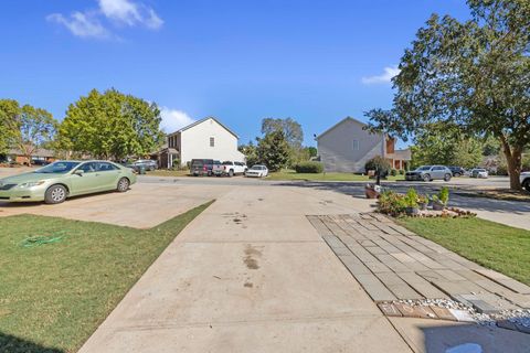 A home in Moore