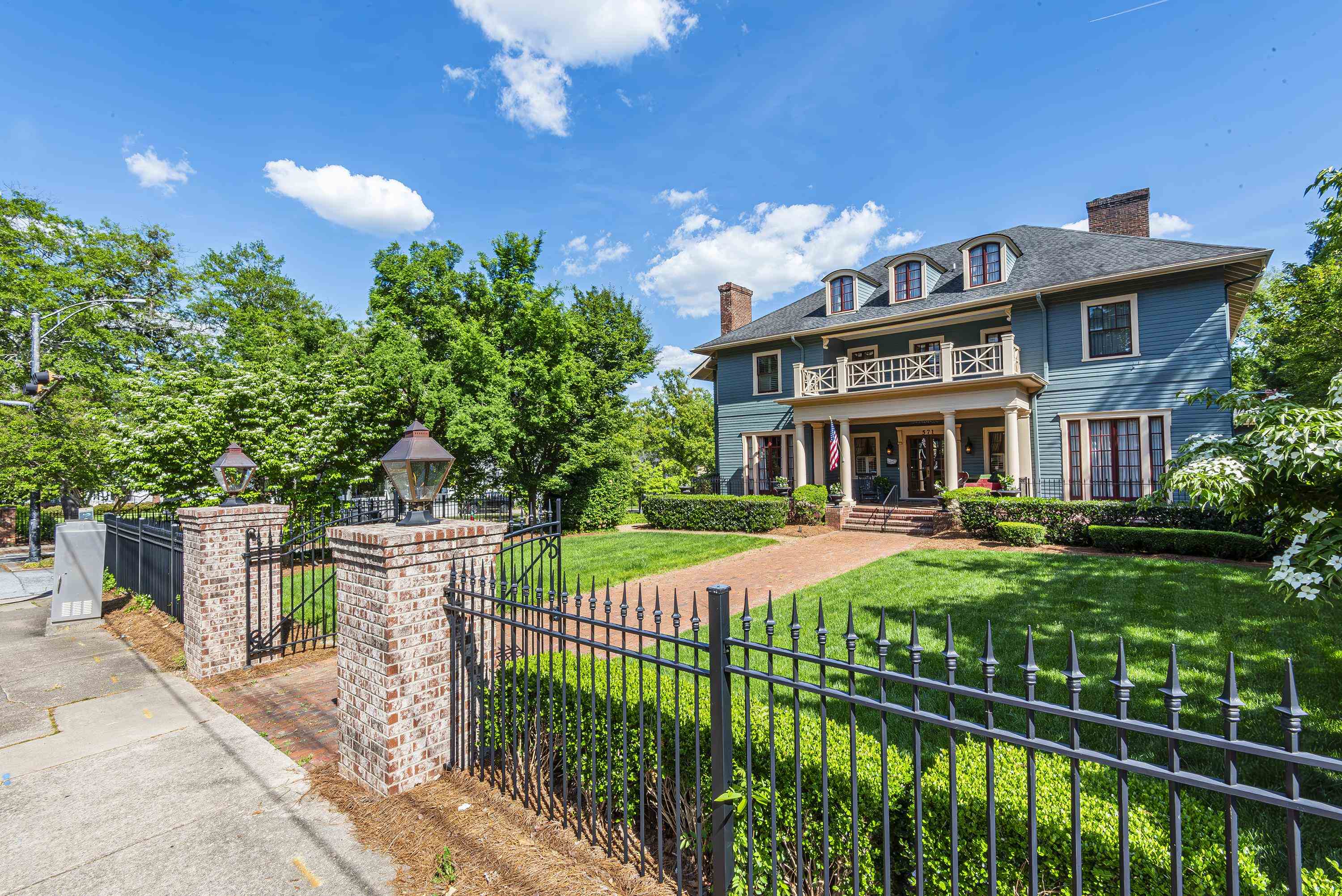 571 E Main Street, Spartanburg, South Carolina image 2