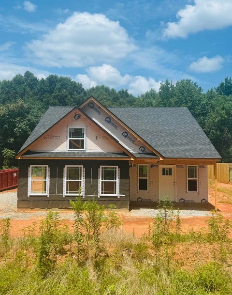 A home in Chesnee