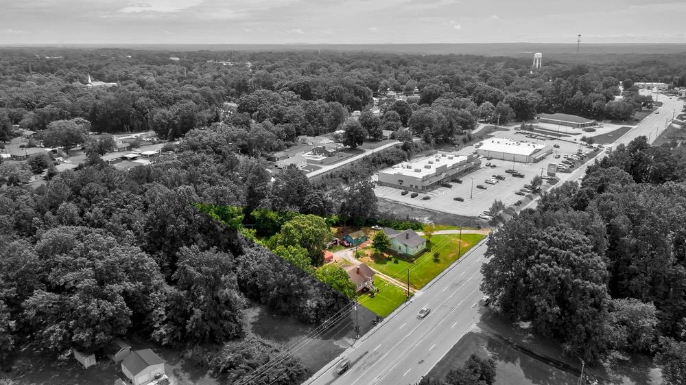 10185 Highway 221, Woodruff, South Carolina image 2