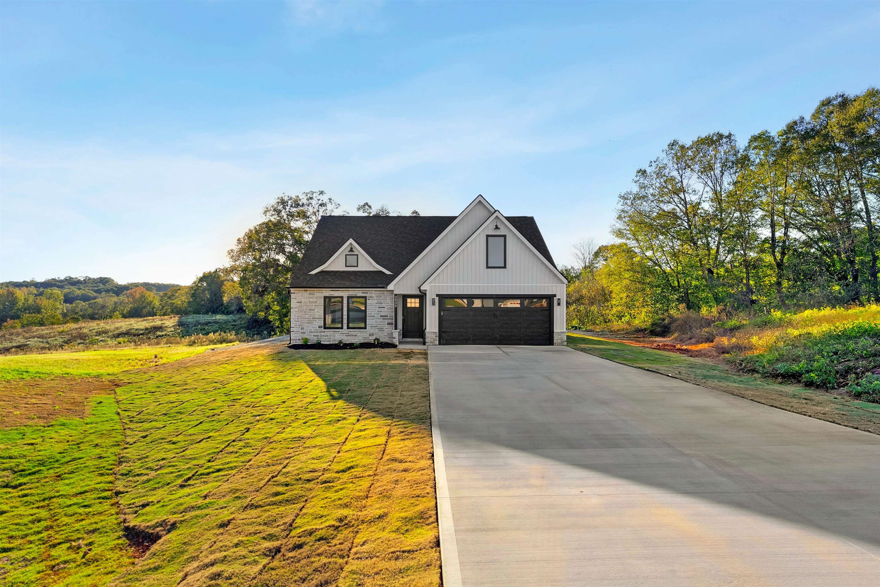 2035 Meadow Glen Court, Chesnee, South Carolina image 2