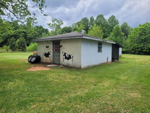 A home in Inman