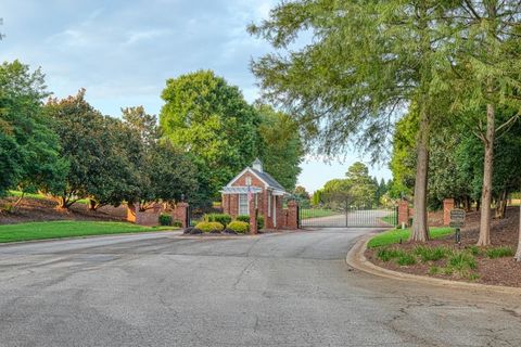 A home in Inman