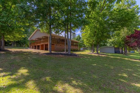 Single Family Residence in Cross Hill SC 135 Driftwood Rd 32.jpg