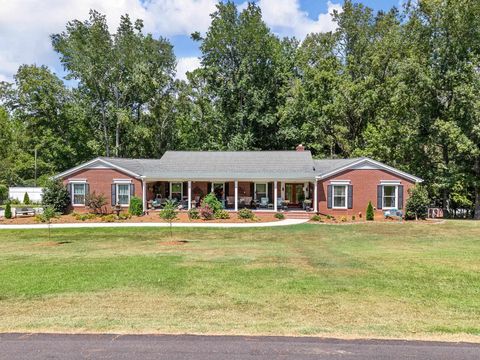 A home in Ware Shoals