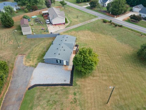 A home in Duncan