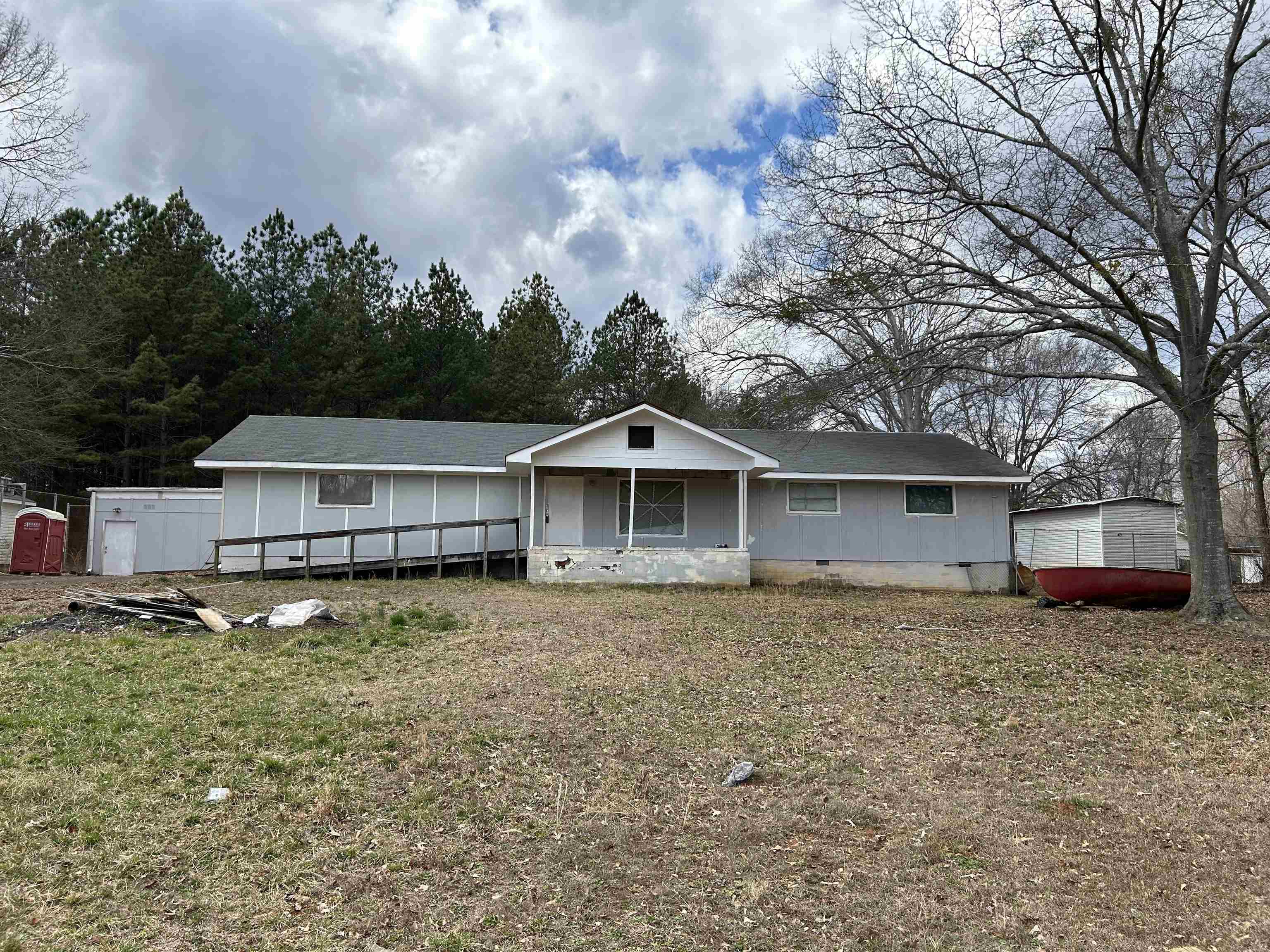 100 Clary Drive, Spartanburg, South Carolina image 1