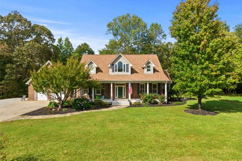 A home in Landrum