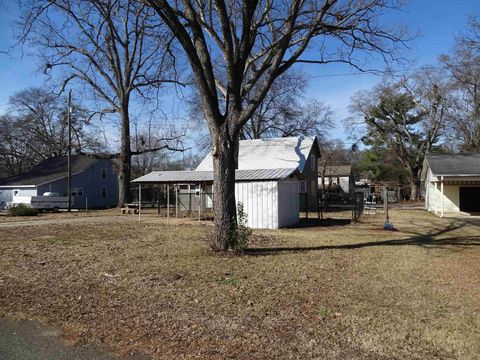 A home in Inman