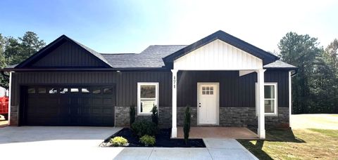 A home in Cowpens