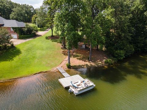 A home in Chesnee