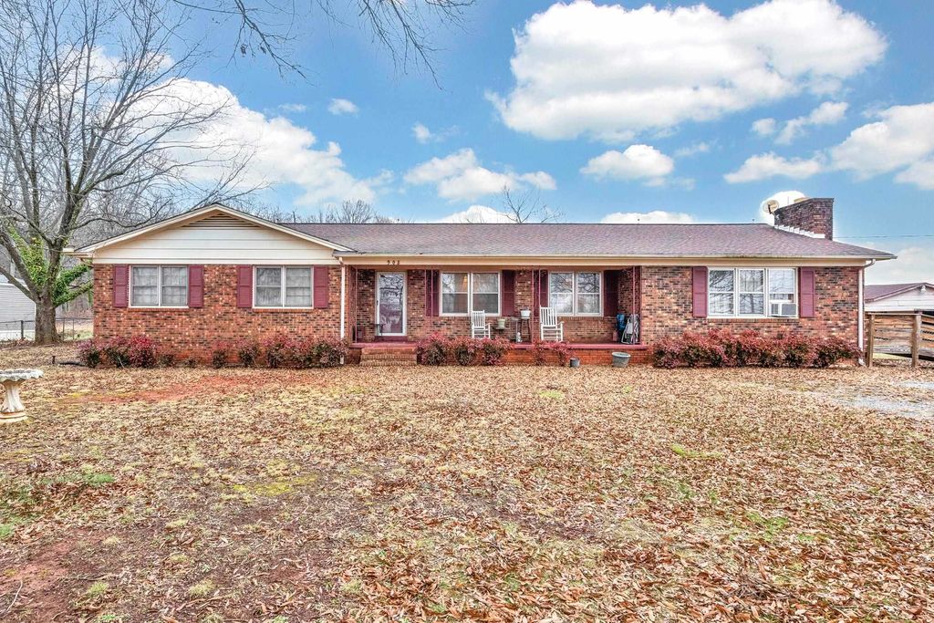 908 Green River Road, Gaffney, SC 29341, MLS 296677 Howard Hanna