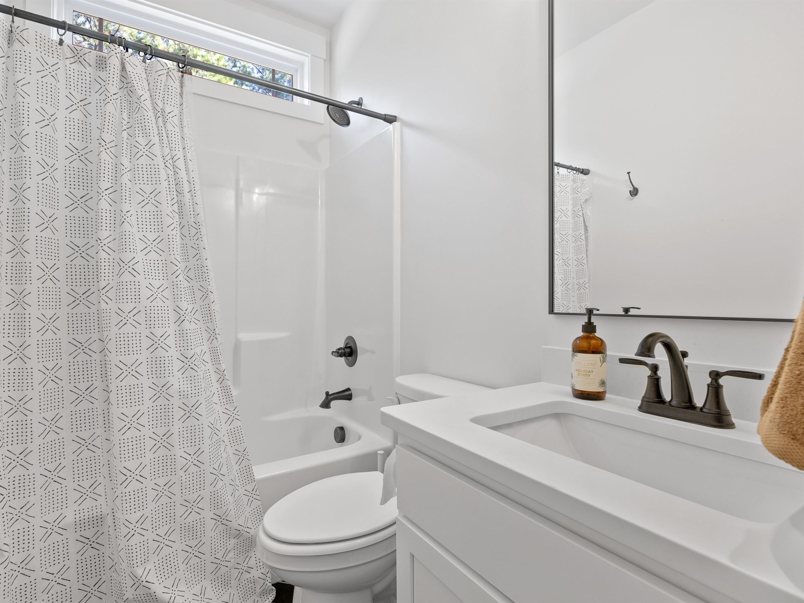 713 Bradley Dill Road, Campobello, South Carolina image 26
