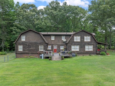 A home in CAMPOBELLO