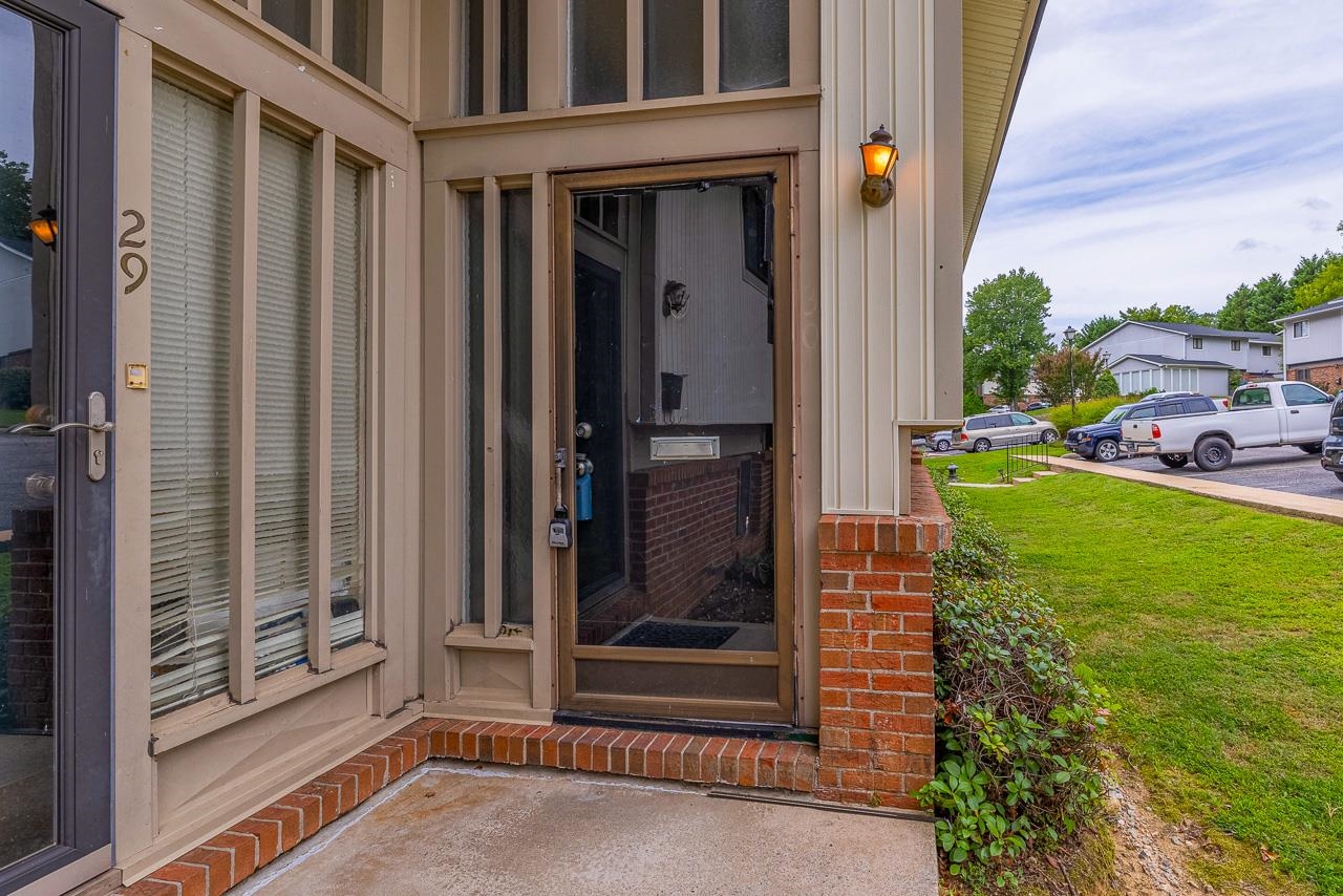View Greenville, SC 29615 condo