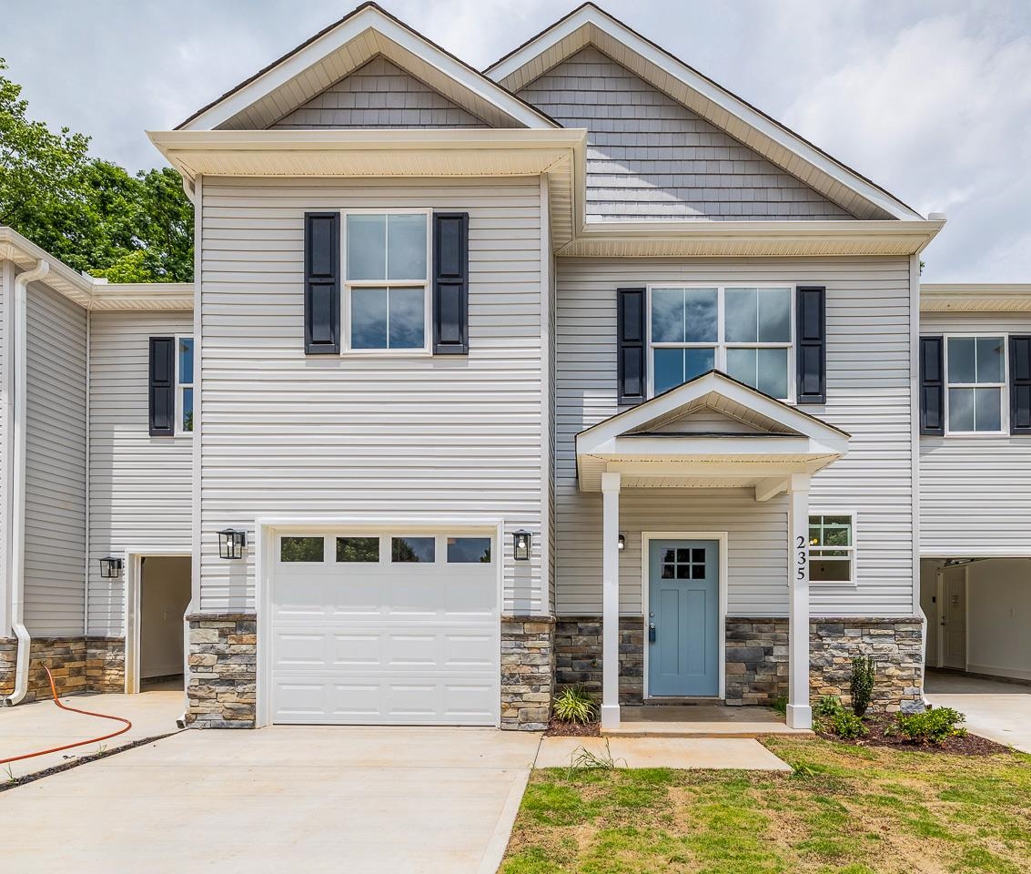 View GREER, SC 29650 townhome