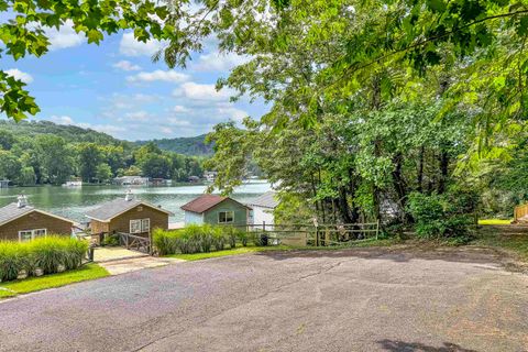 A home in Landrum