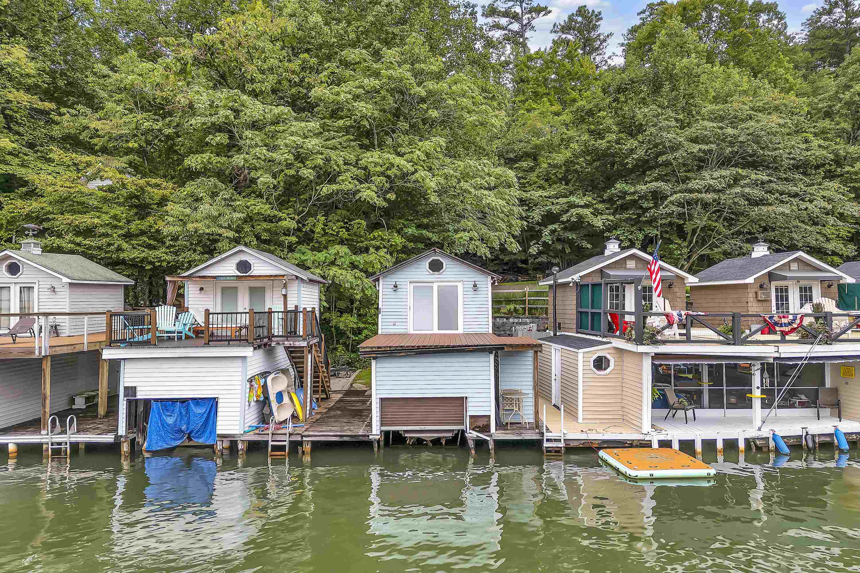 Landrum, South Carolina 29356, United States, 1 Bedroom Bedrooms, ,Residential,Active,48686