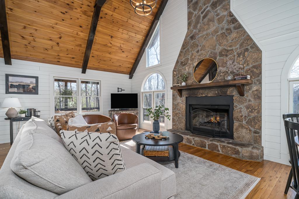138 Laurel Ridge