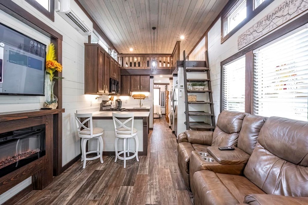 L42 Mountain Meadows Circle