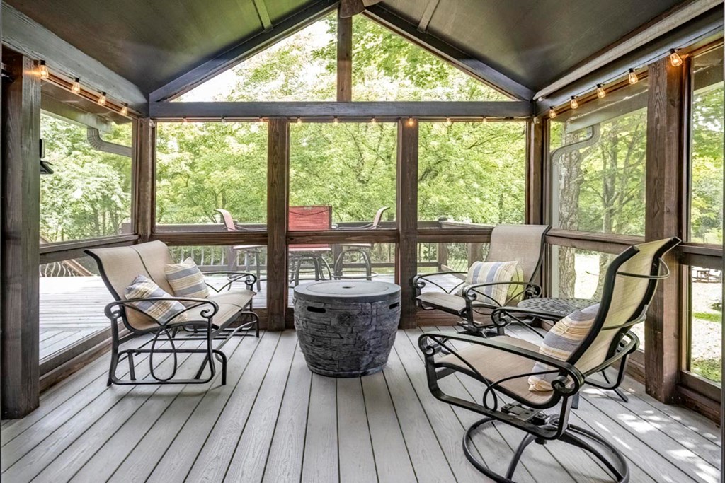 L42 Mountain Meadows Circle