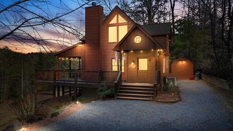 A home in Mineral Bluff