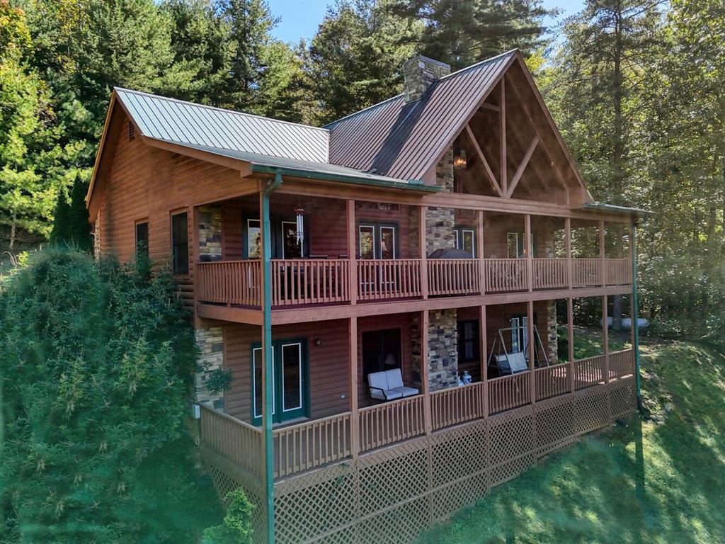 5702 Valley View Drive