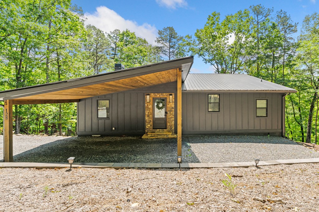 128 Kismet Court