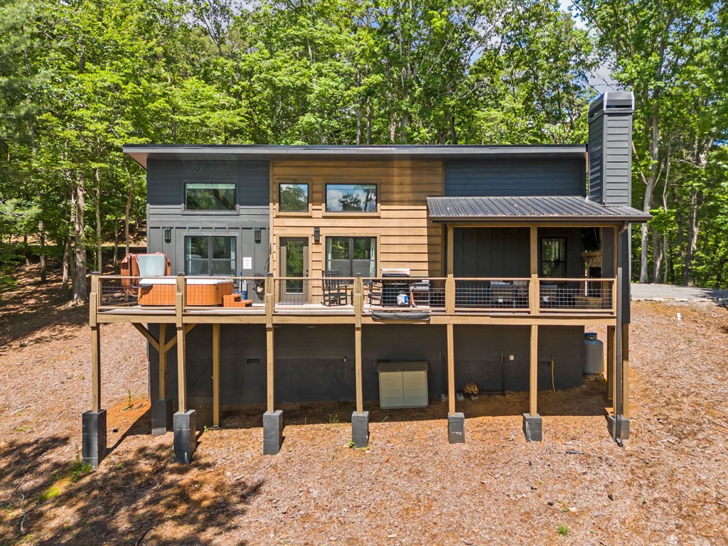 128 Kismet Court
