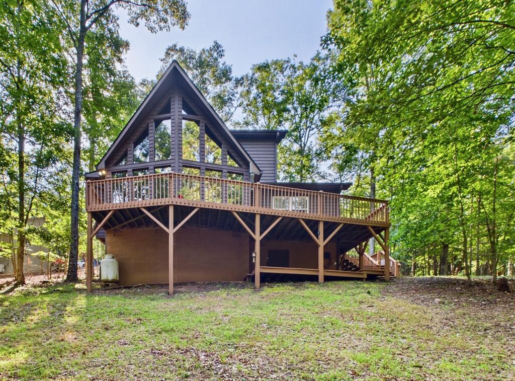 121 High Ridge Road