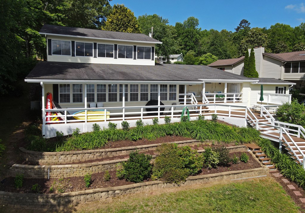 327 Chatuge Village Circle