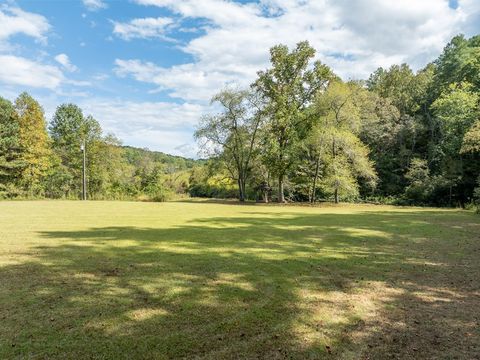 A home in Ellijay