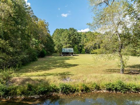 A home in Ellijay