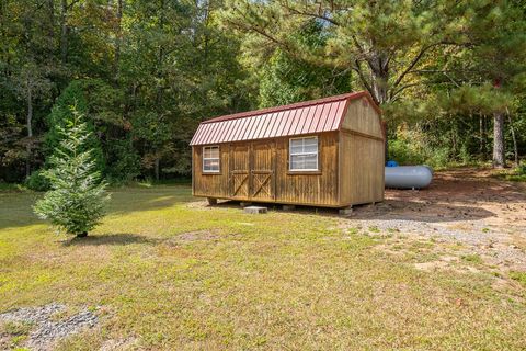 A home in Ellijay