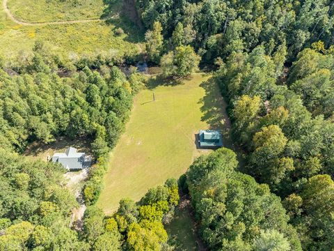 A home in Ellijay