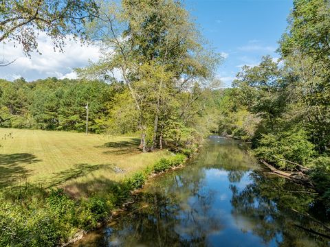 A home in Ellijay