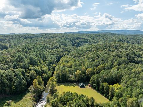 A home in Ellijay